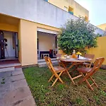 Barca Do Oasis By Sapvillas *